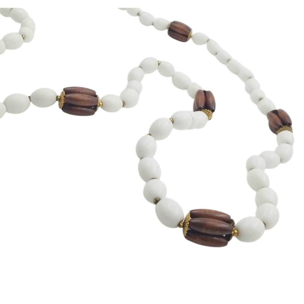 Vintage MIRIAM HASKELL Milk Glass Bead Necklace – 1950s Designer Signed Necklace